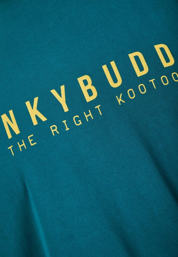 FUNKY BUDDHA ΑΝΔΡΙΚΉ ΜΠΛΟΎΖΑ ΚΟΝΤΌ ΜΑΝΊΚΙ ΜΕ ΤΎΠΩΜΑ | PETROL