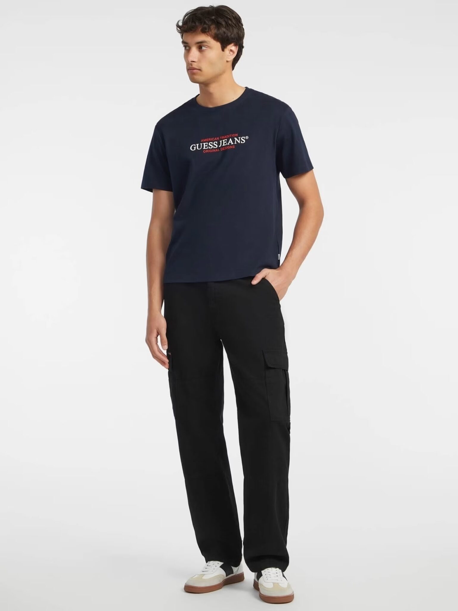 GUESS JEANS GJ SS CN BOXY EMBRO LOGO TEE ΜΠΛΟΥΖΑ ΓΥΝΑΙΚΕΙΟ | BLACK