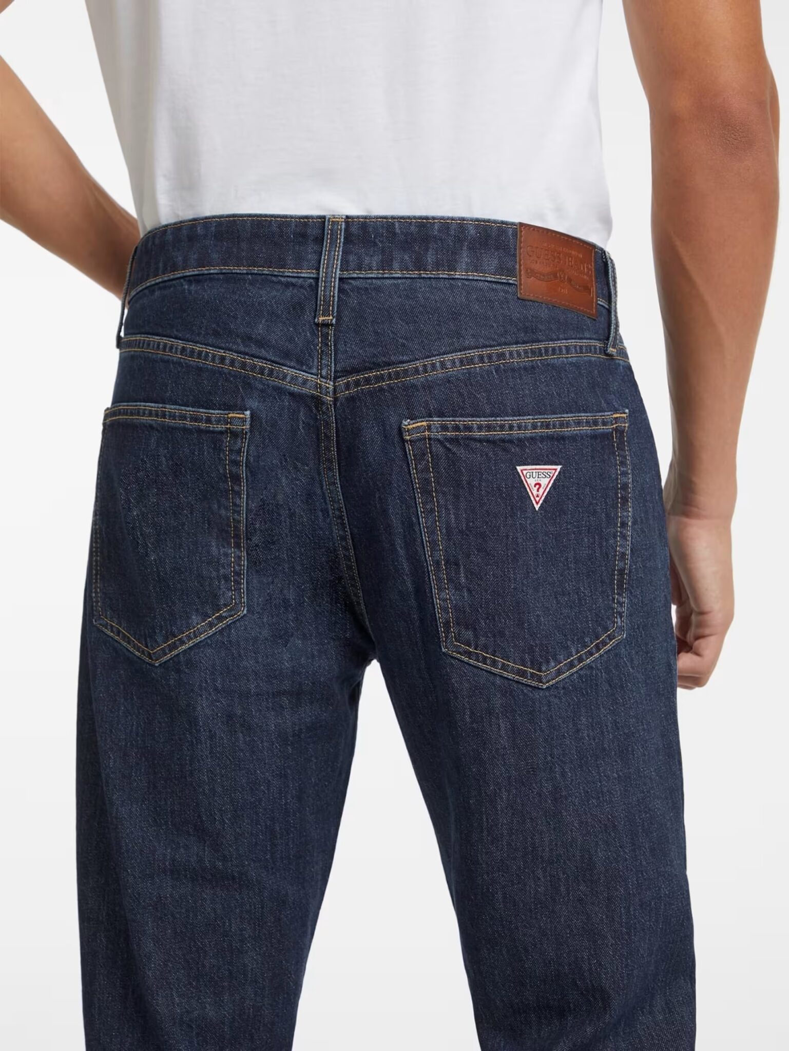 GUESS JEANS GJ STRAIGHT- ECO RECY CO ARTY STR INDIGO | DARK BLUE GUESS JEANS GJ STRAIGHT- ECO RECY CO ARTY STR INDIGO | DARK BLUE