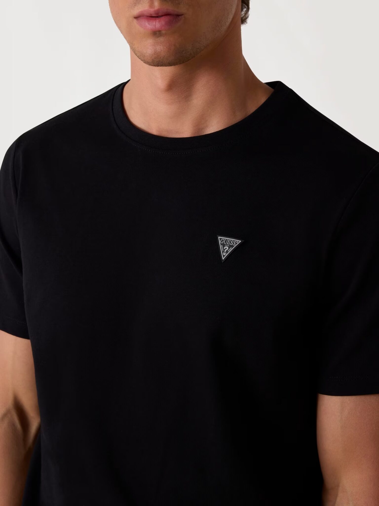 GUESS PATCH TEE ΜΠΛΟΥΖΑ ΑΝΔΡΙΚΟ | BLACK GUESS PATCH TEE ΜΠΛΟΥΖΑ ΑΝΔΡΙΚΟ | BLACK