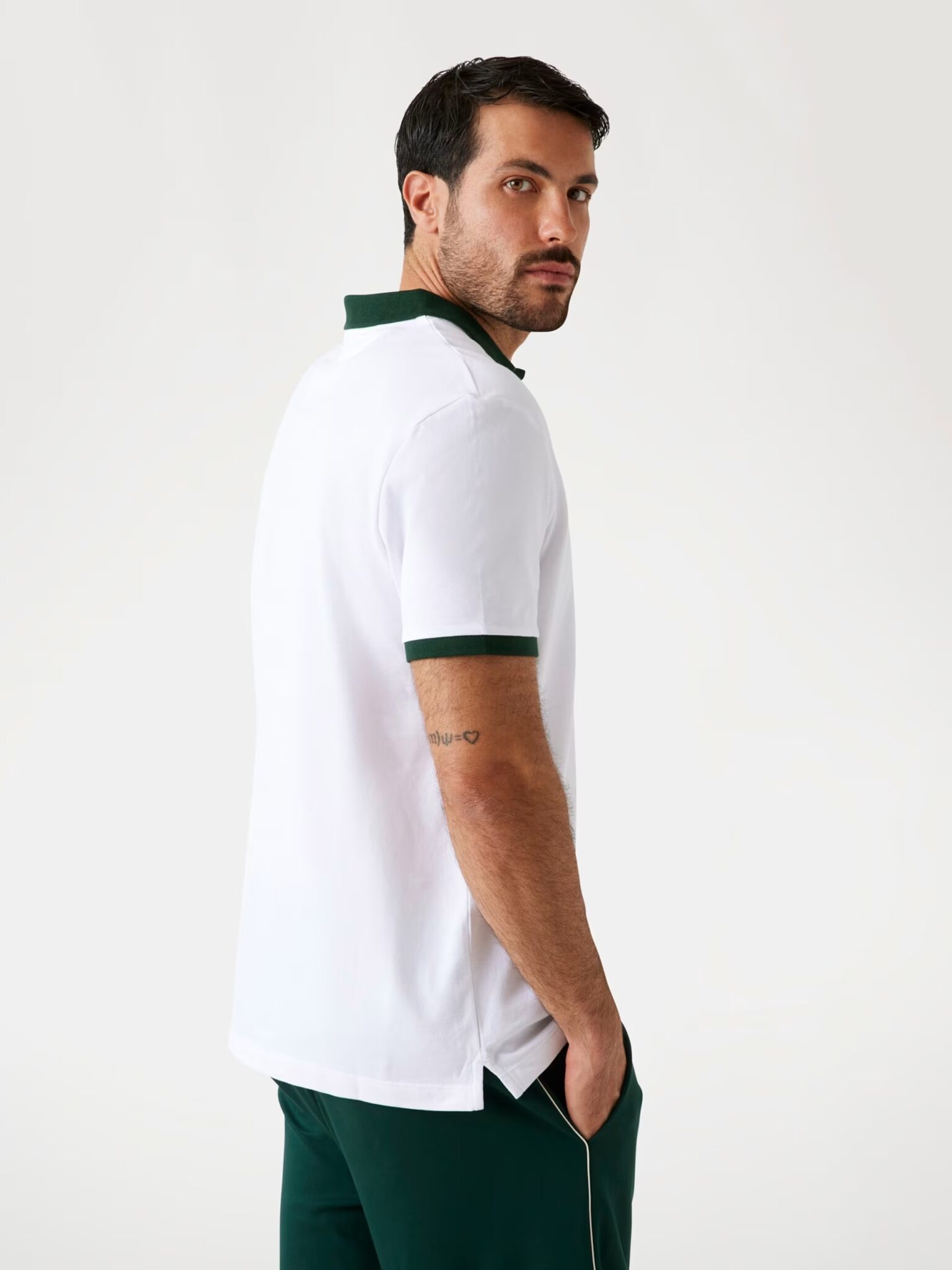 GUESS EMBLEM SS POLO ΜΠΛΟΥΖΑ ΑΝΔΡΙΚΟ | WHITE GUESS EMBLEM SS POLO ΜΠΛΟΥΖΑ ΑΝΔΡΙΚΟ | WHITE