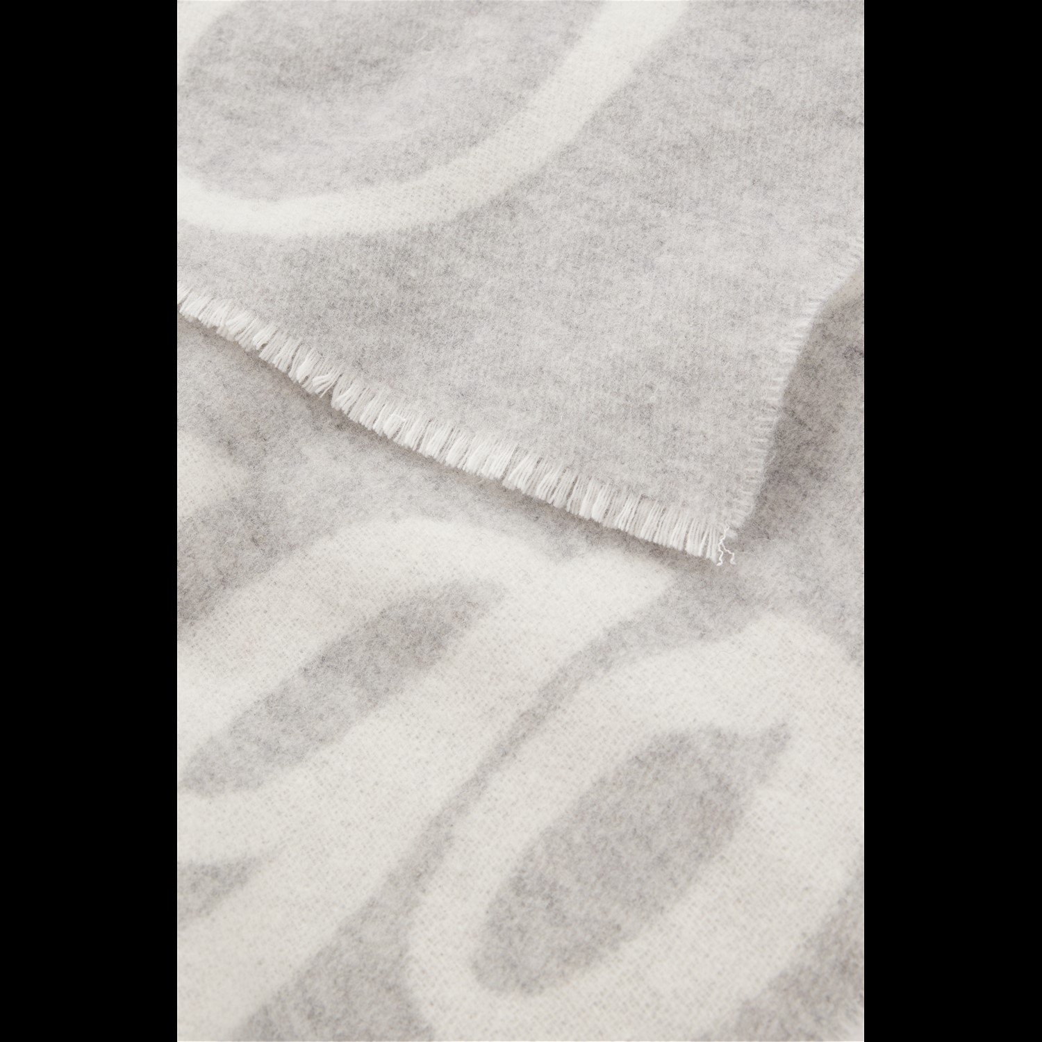 GUESS LEFIA LARGE HOBO HWBG9644020 | BEIGE