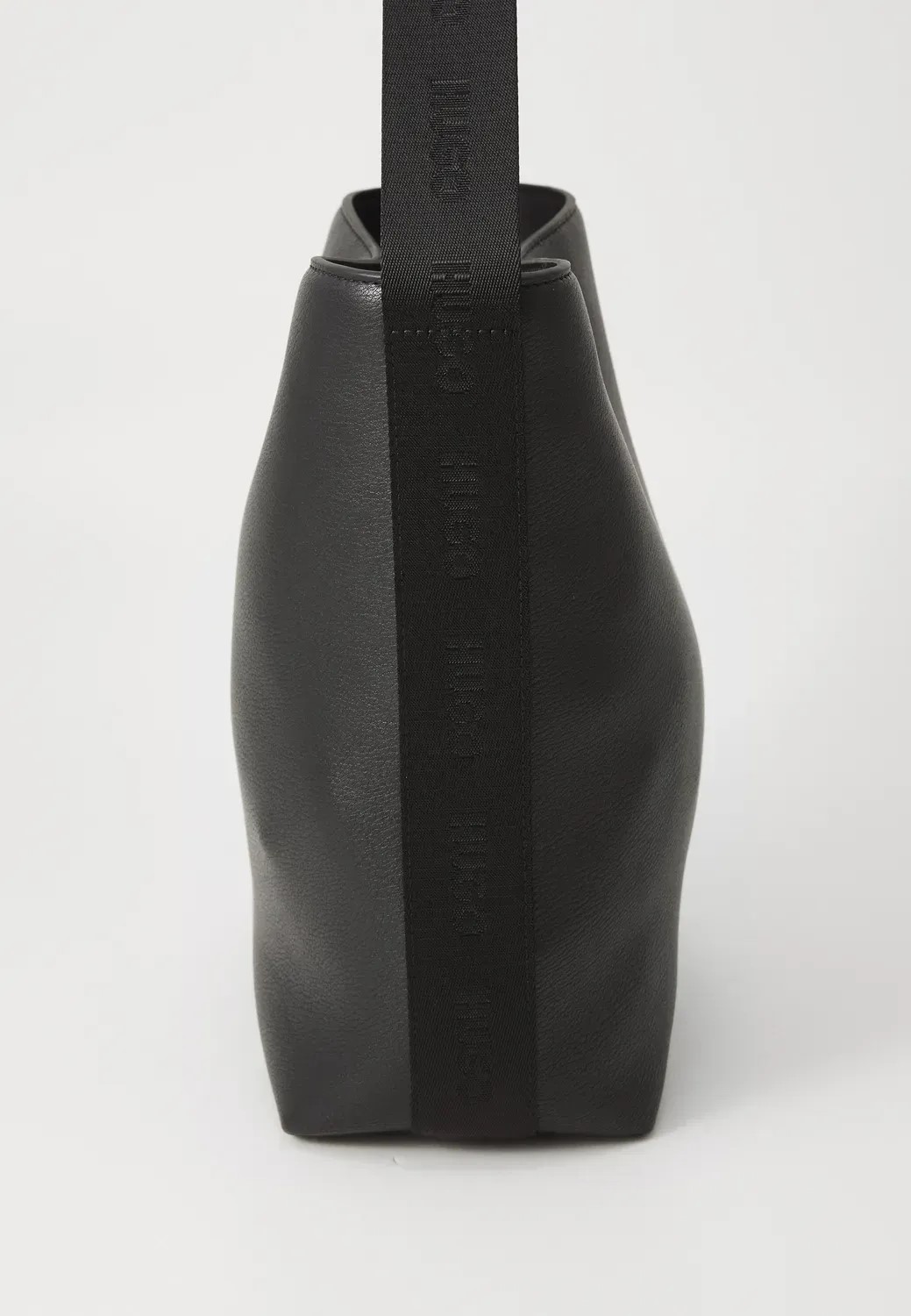 BOSS ΑΞΕΣΟΥΑΡ BEL 2.0_BUCKET 50552303 | BLACK BOSS ΑΞΕΣΟΥΑΡ BEL 2.0_BUCKET 50552303 | BLACK