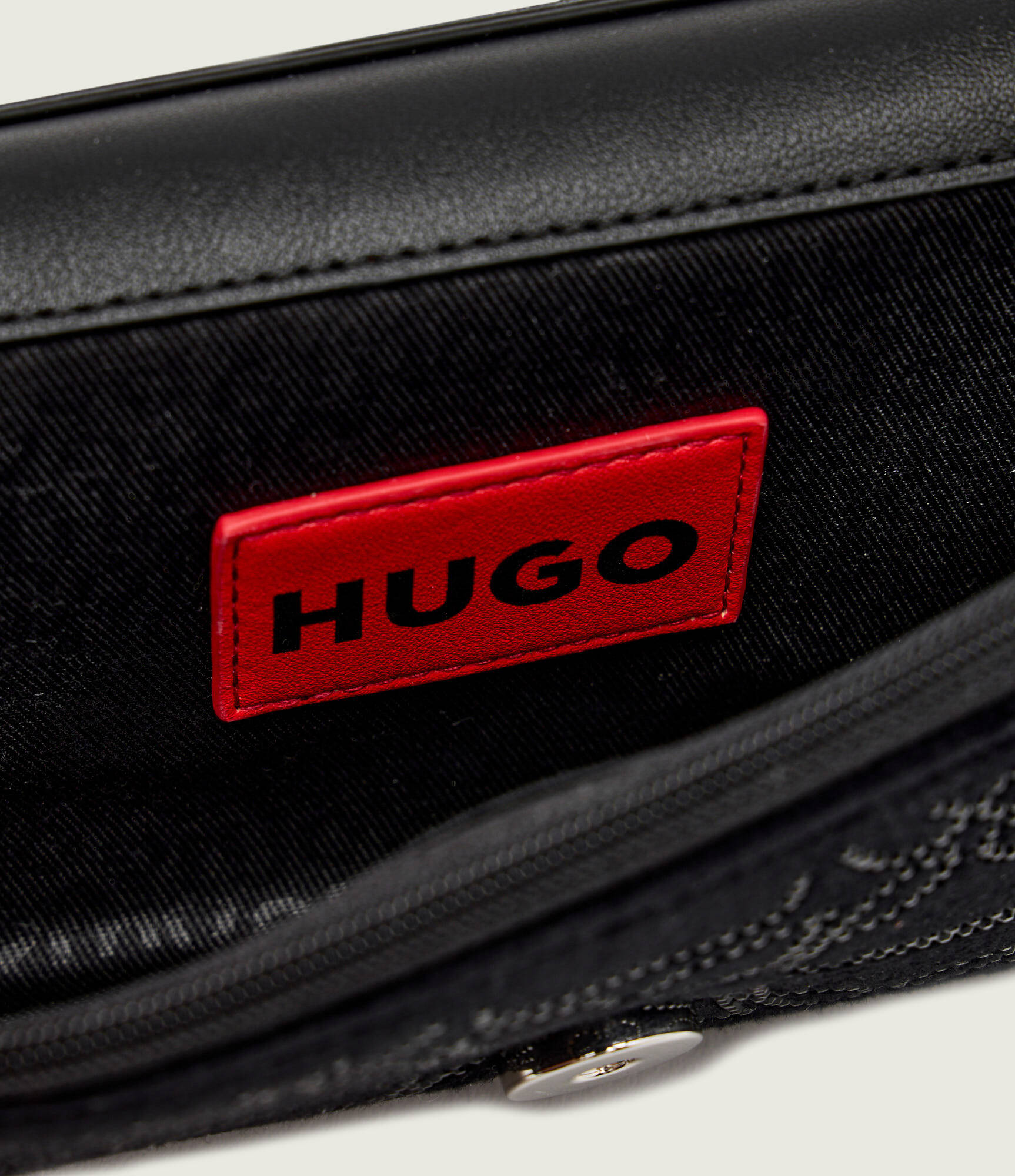 BOSS ΑΞΕΣΟΥΑΡ CHRIS 2.0 SV_CLUTCH 50552517 | BLACK BOSS ΑΞΕΣΟΥΑΡ CHRIS 2.0 SV_CLUTCH 50552517 | BLACK