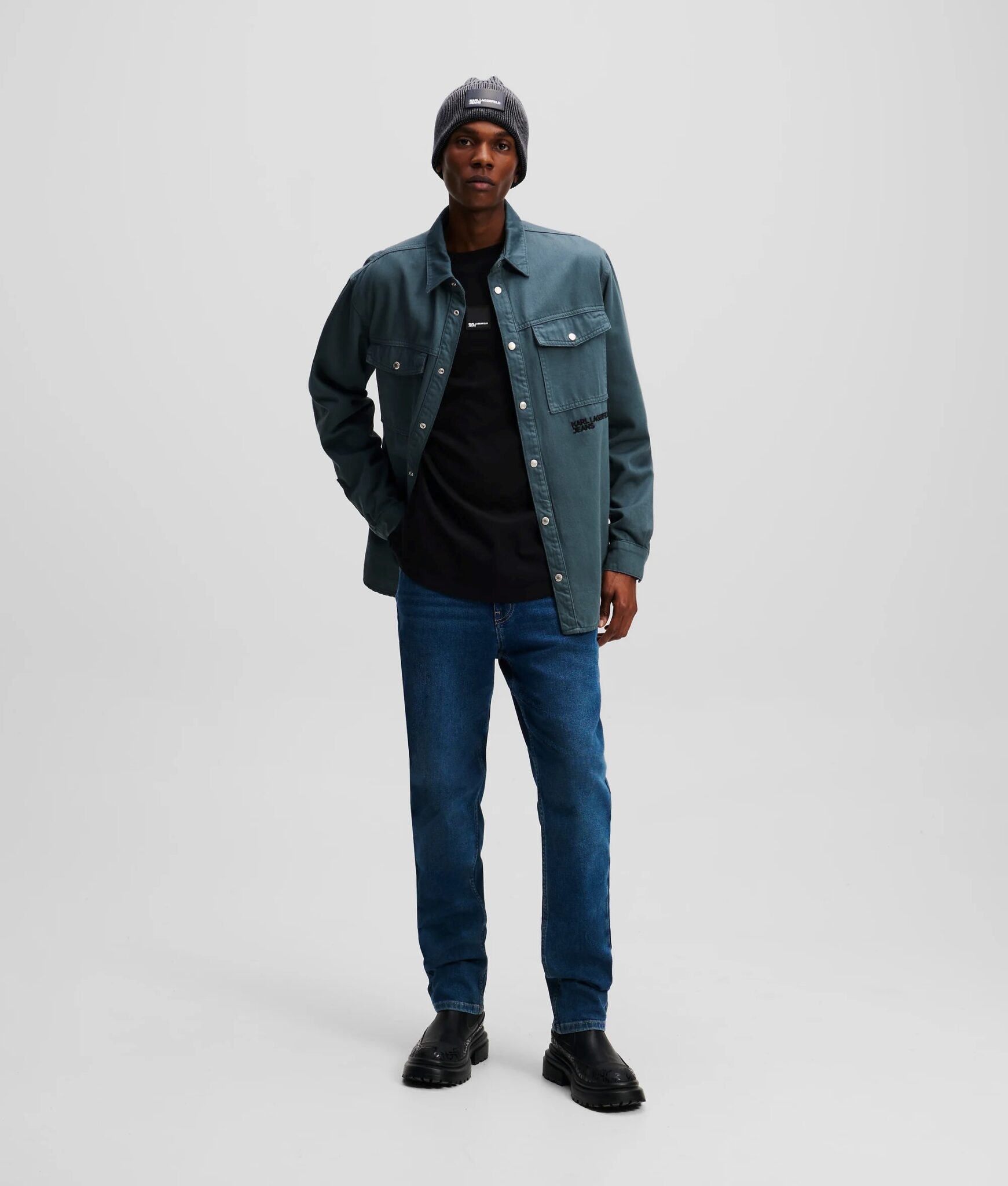 KARL LAGERFELD JEANS KLJ REG LS CURVED HEM TEE A1M17043 | BLACK KARL LAGERFELD JEANS KLJ REG LS CURVED HEM TEE A1M17043 | BLACK