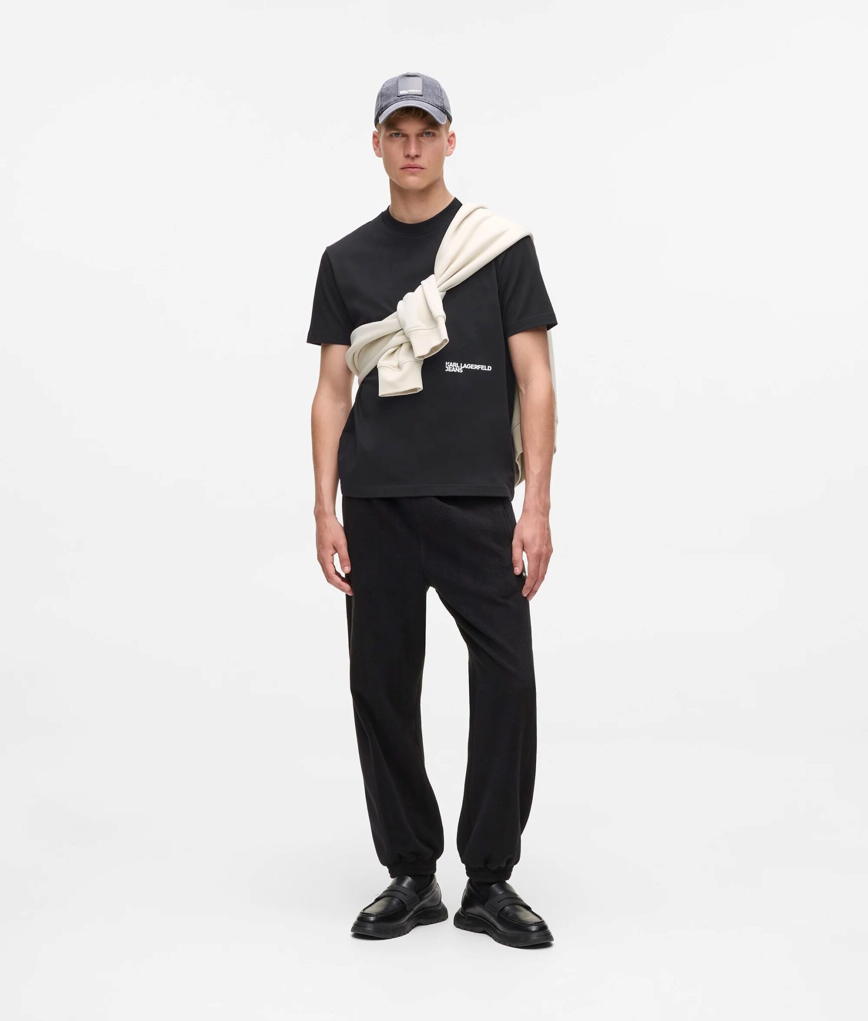 KARL LAGERFELD JEANS KLJ REG KARLISM TEE A4M17027 | BLACK KARL LAGERFELD JEANS KLJ REG KARLISM TEE A4M17027 | BLACK