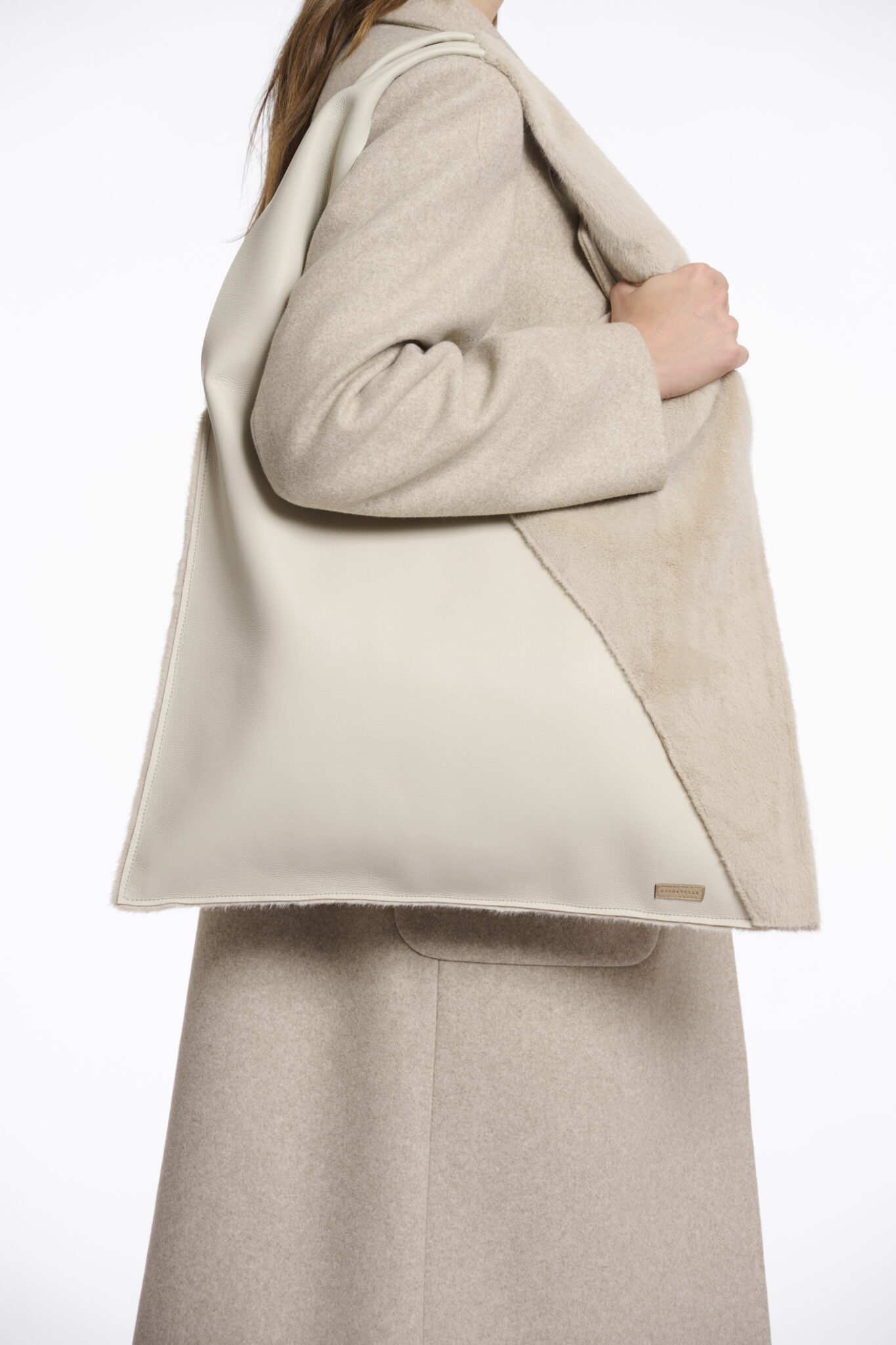 SUPERDRY OUTDOOR 28L BACKPACK ΤΣΑΝΤΑ ΓΥΝΑΙΚΕΙΟ | WHITE