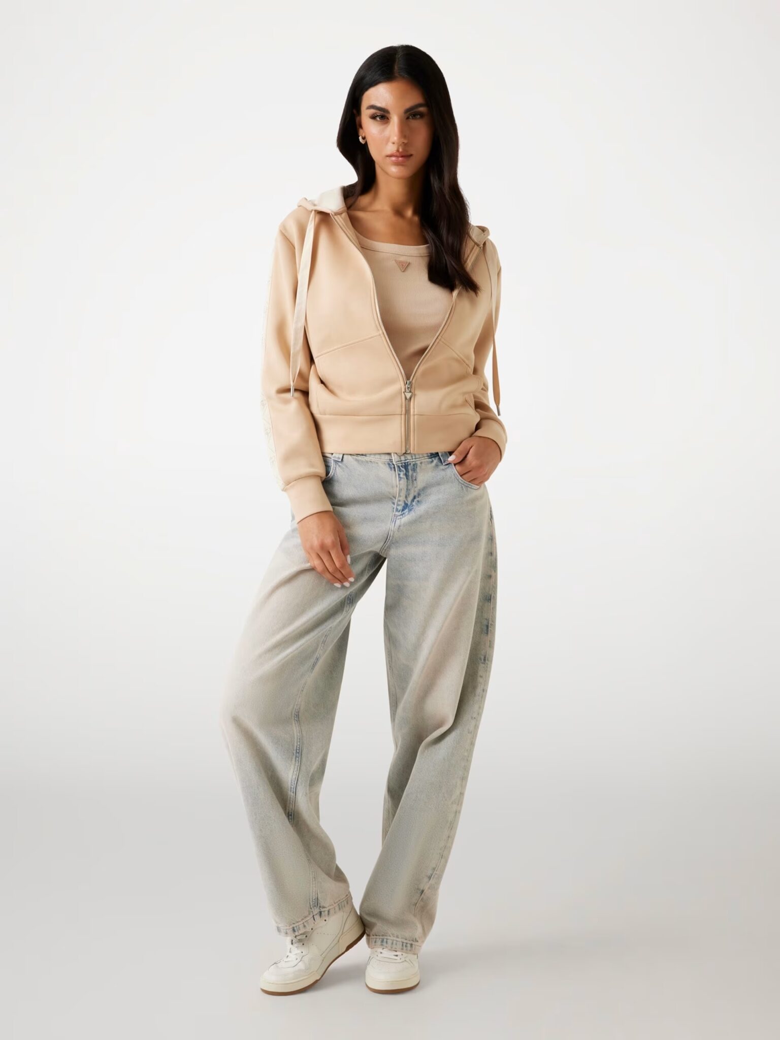 GUESS BUTTON FRONT BELLA TOP W5YR30Z37G0 | SAND