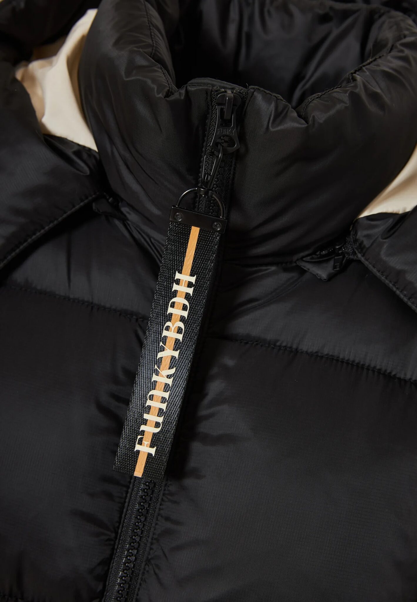 FUNKY BUDDHA ΓΥΝΑΙΚΕΊΟ ΦΟΥΣΚΩΤΌ ΤΖΆΚΕΤ | BLACK FUNKY BUDDHA ΓΥΝΑΙΚΕΊΟ ΦΟΥΣΚΩΤΌ ΤΖΆΚΕΤ | BLACK