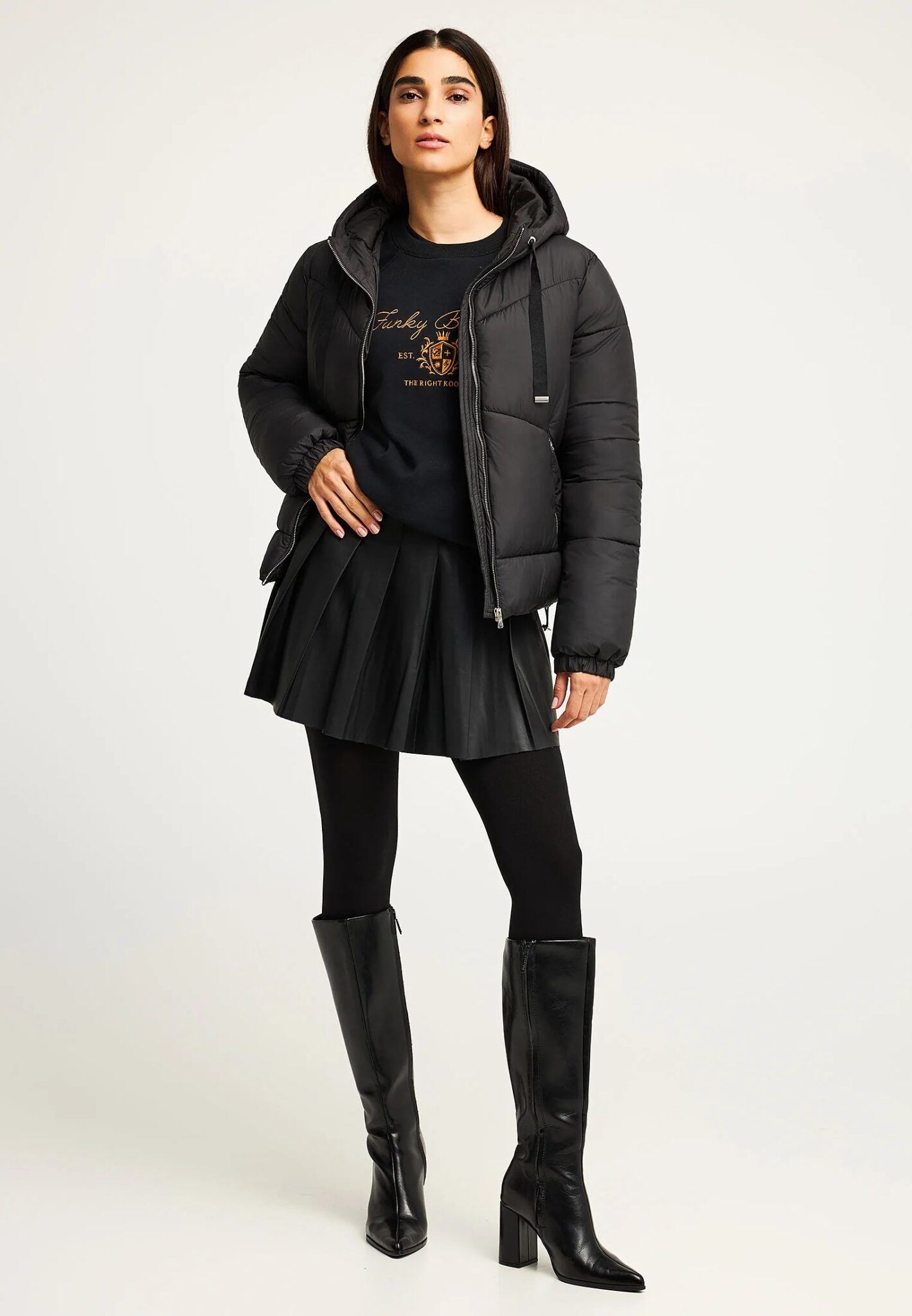 GUESS ATHLEISURE 4G AOP FULL ZIP JACKET ΜΠΟΥΦΑΝ ΓΥΝΑΙΚΕΙΟ | BLACK