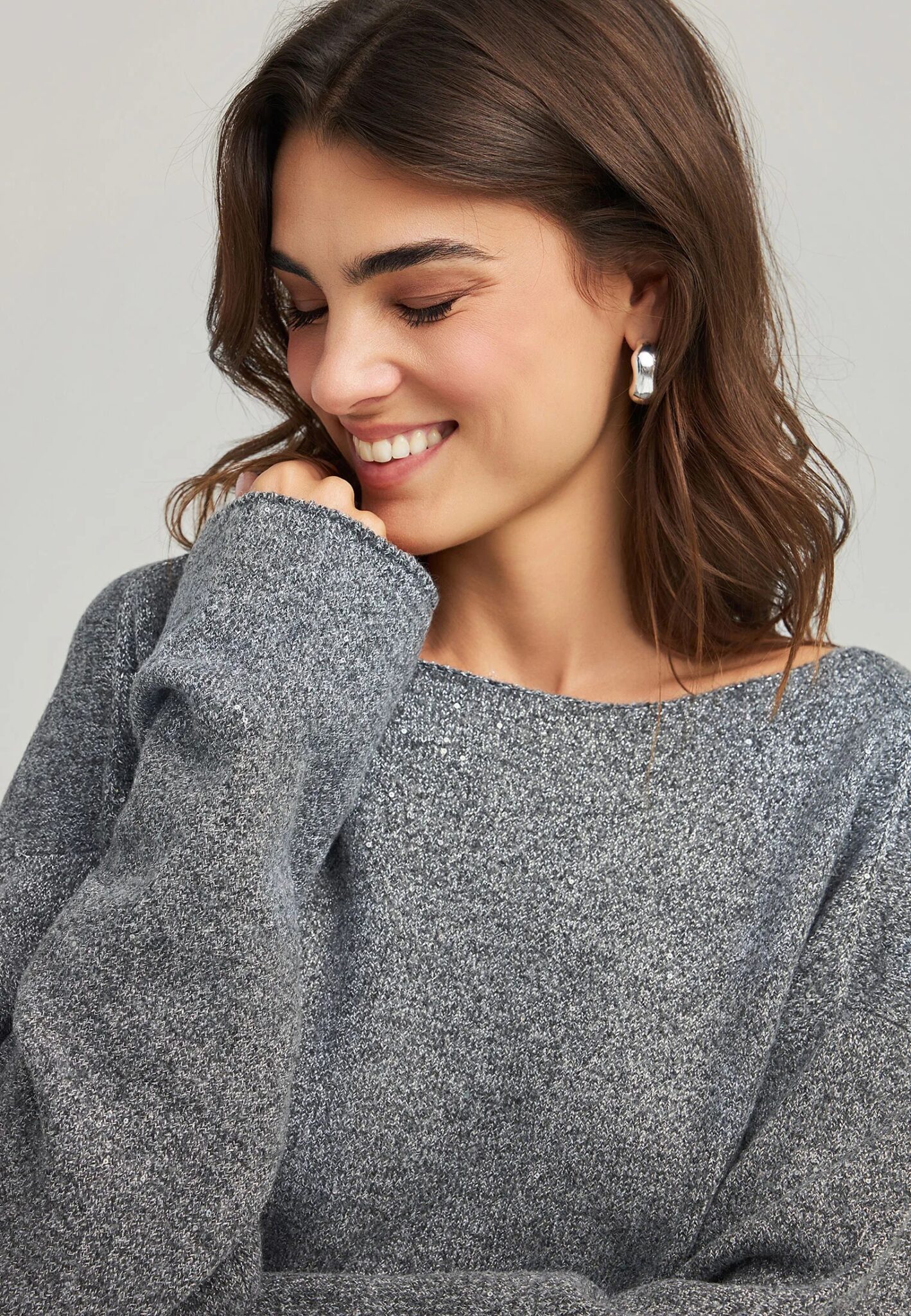 FUNKY BUDDHA ΓΥΝΑΙΚΕΊΟ ΠΛΕΚΤΌ ΜΕ ΛΑΙΜΌΚΟΨΗ | GREY FUNKY BUDDHA ΓΥΝΑΙΚΕΊΟ ΠΛΕΚΤΌ ΜΕ ΛΑΙΜΌΚΟΨΗ | GREY