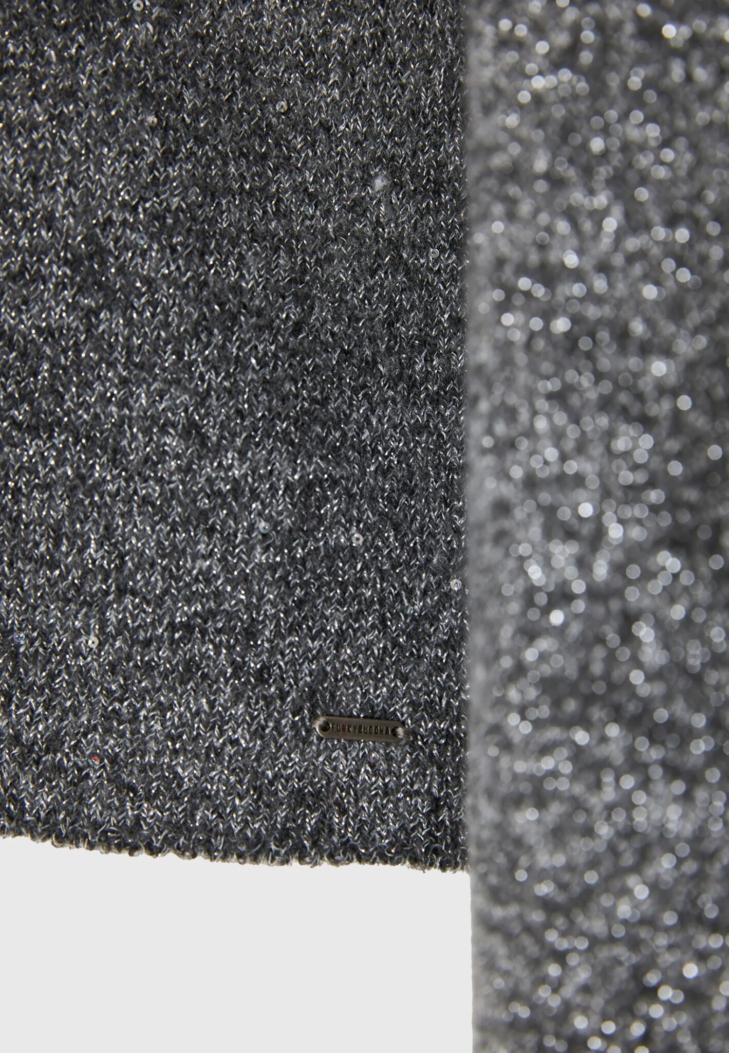 FUNKY BUDDHA ΓΥΝΑΙΚΕΊΟ ΠΛΕΚΤΌ ΜΕ ΛΑΙΜΌΚΟΨΗ | GREY FUNKY BUDDHA ΓΥΝΑΙΚΕΊΟ ΠΛΕΚΤΌ ΜΕ ΛΑΙΜΌΚΟΨΗ | GREY