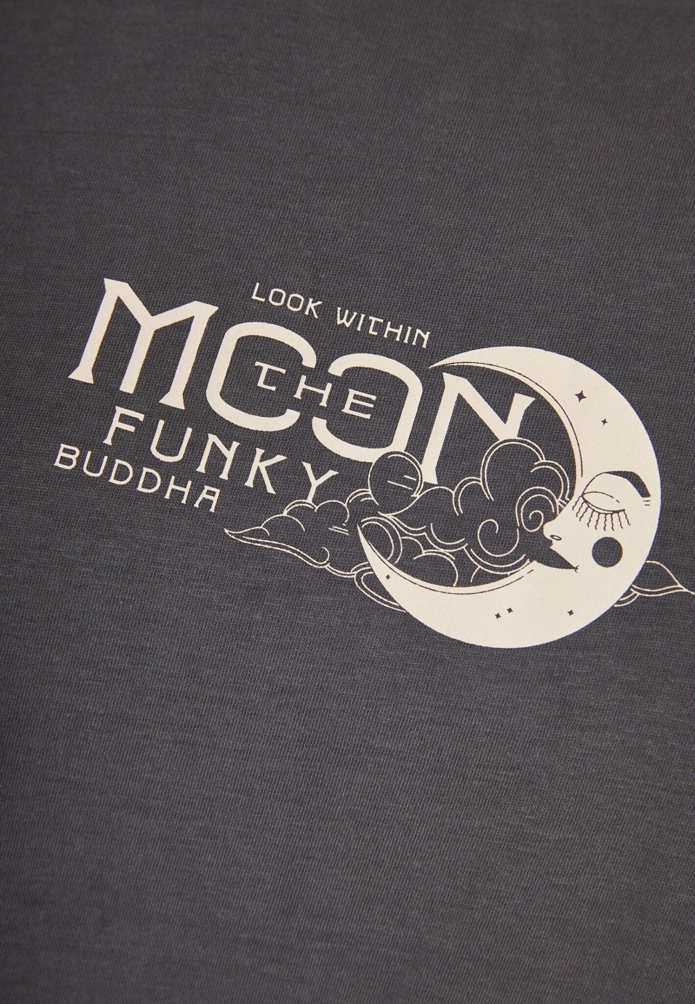 FUNKY BUDDHA ΓΥΝΑΙΚΕΊΑ ΜΠΛΟΎΖΑ ΜΕ ΚΟΝΤΌ ΜΑΝΊΚΙ ΚΑΙ ΤΎΠΩΜΑ | DARK GREY FUNKY BUDDHA ΓΥΝΑΙΚΕΊΑ ΜΠΛΟΎΖΑ ΜΕ ΚΟΝΤΌ ΜΑΝΊΚΙ ΚΑΙ ΤΎΠΩΜΑ | DARK GREY