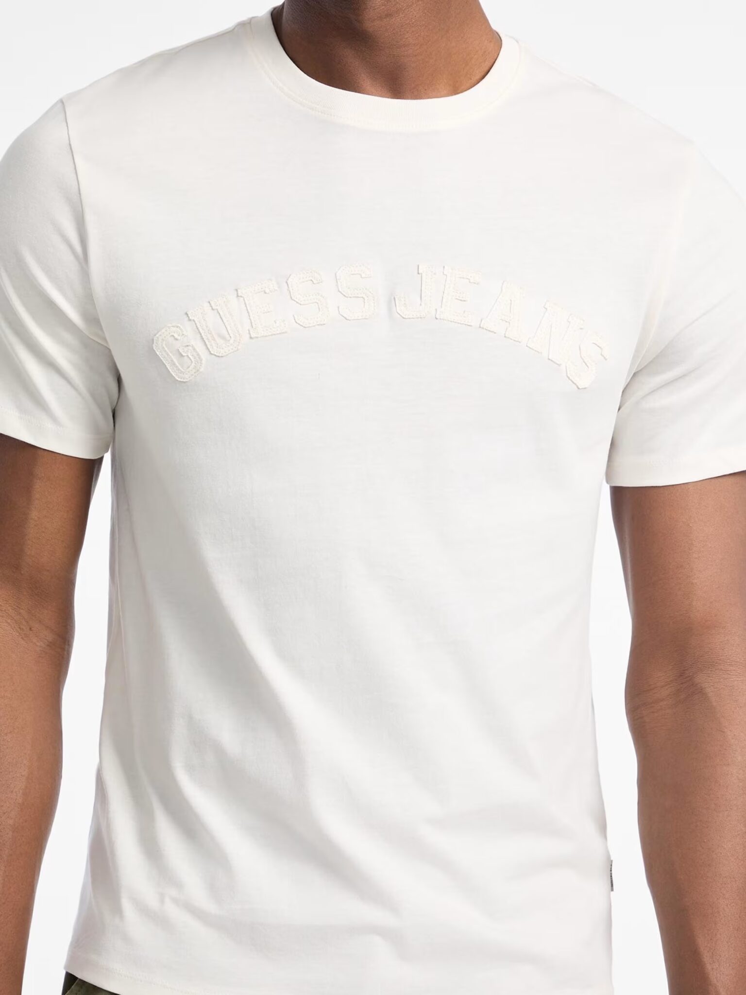 GUESS JEANS SLIM SCRIPT LOGO EMB ΜΠΛΟΥΖΑ ΑΝΔΡΙΚΟ | OFF WHITE GUESS JEANS SLIM SCRIPT LOGO EMB ΜΠΛΟΥΖΑ ΑΝΔΡΙΚΟ | OFF WHITE