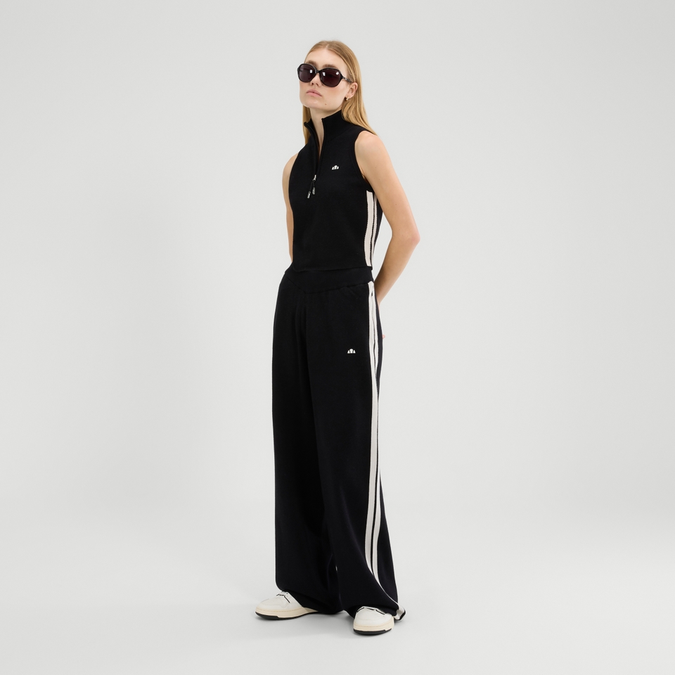 ELLESSE SURISTA 1/4 ZIP TOP | BLACK ELLESSE SURISTA 1/4 ZIP TOP | BLACK