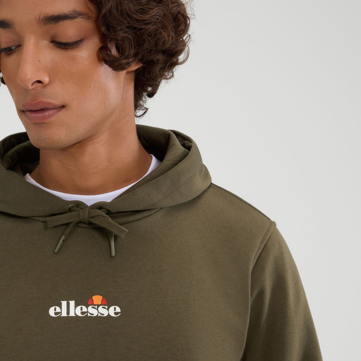 ELLESSE PERSHUTA 2 OH HOODY | KHAKI ELLESSE PERSHUTA 2 OH HOODY | KHAKI