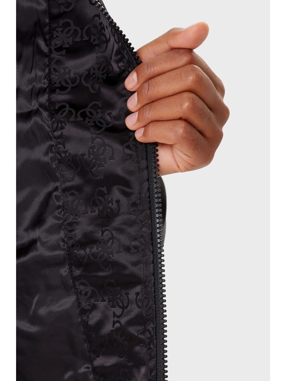 GUESS ATHLEISURE 4G AOP FULL ZIP JACKET ΜΠΟΥΦΑΝ ΓΥΝΑΙΚΕΙΟ | BLACK GUESS ATHLEISURE 4G AOP FULL ZIP JACKET ΜΠΟΥΦΑΝ ΓΥΝΑΙΚΕΙΟ | BLACK