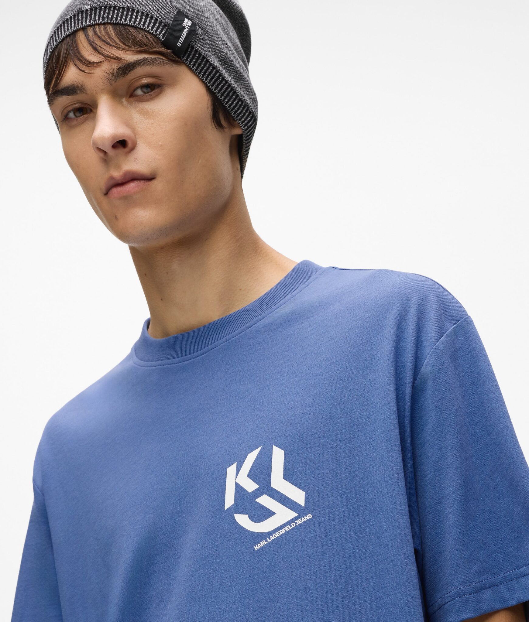 KLJ REG MONOGRAM TEE A2M17072-72 | RAF KLJ REG MONOGRAM TEE A2M17072-72 | RAF