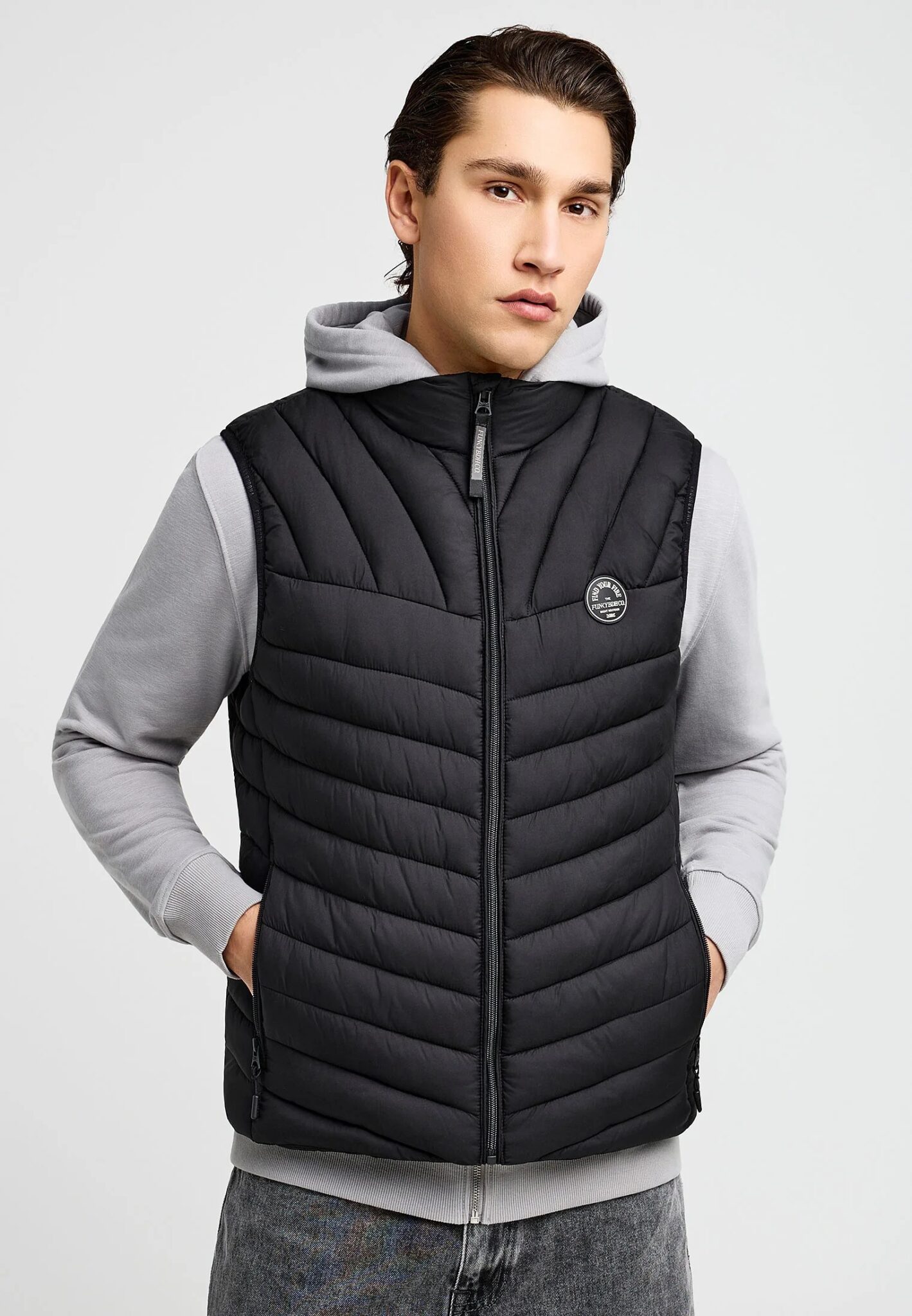 GUESS LIGHT PUFFA VEST ΓΙΛΕΚΟ ΑΝΔΡΙΚΟ | BLACK