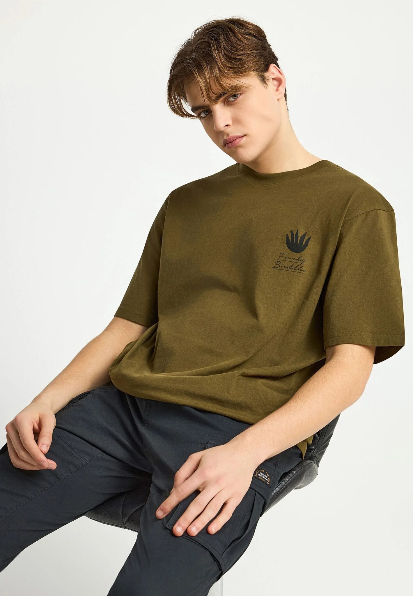 FUNKY BUDDHA ΑΝΔΡΙΚΉ ΜΠΛΟΎΖΑ ΚΟΝΤΌ ΜΑΝΊΚΙ ΚΑΙ ΤΎΠΩΜΑ | LIGHT OLIVE FUNKY BUDDHA ΑΝΔΡΙΚΉ ΜΠΛΟΎΖΑ ΚΟΝΤΌ ΜΑΝΊΚΙ ΚΑΙ ΤΎΠΩΜΑ | LIGHT OLIVE