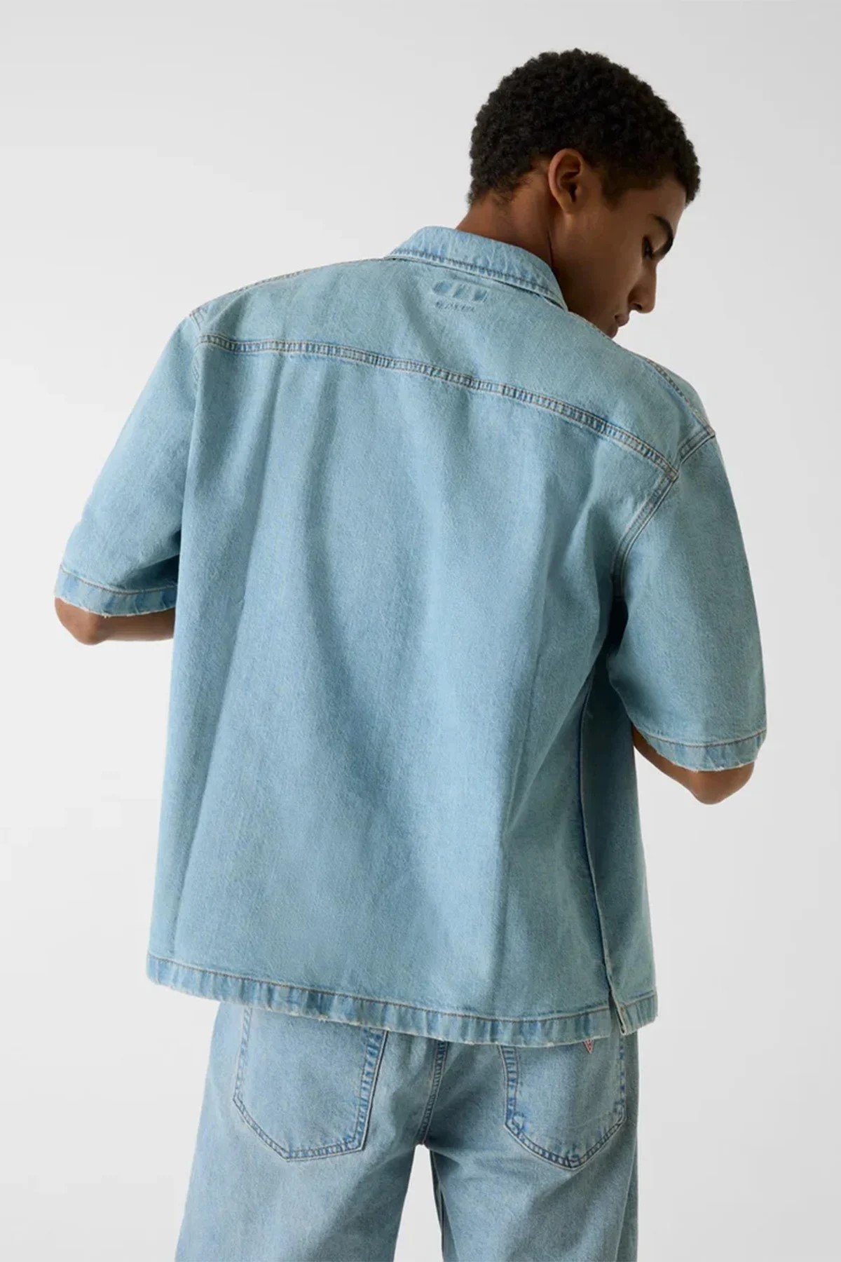 GUESS JEANS SS BOXY CROPPED OTTOMAN ΜΠΛΟΥΖΑ ΑΝΔΡΙΚΟ | BLACK