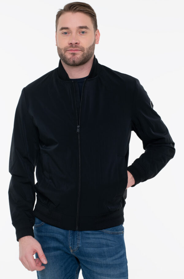 GUESS STRETCH PACKABLE BOMBER JACKET ΜΠΟΥΦΑΝ ΑΝΔΡΙΚΟ | BLACK GUESS STRETCH PACKABLE BOMBER JACKET ΜΠΟΥΦΑΝ ΑΝΔΡΙΚΟ | BLACK